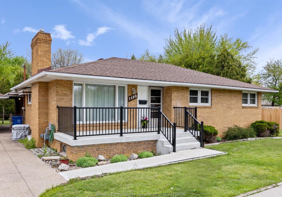 1400-totten-windsor-ontario-26009658