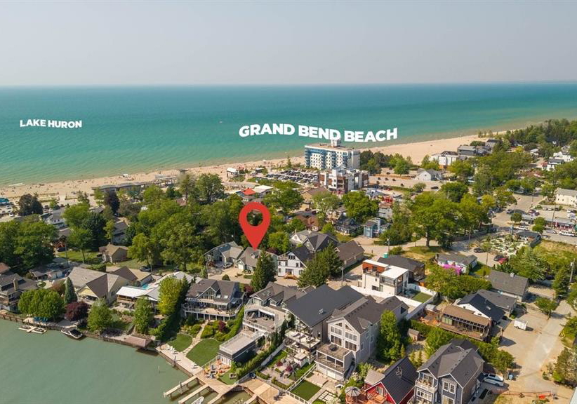 40-lakeside-circle-grand-bend-ontario-26009690