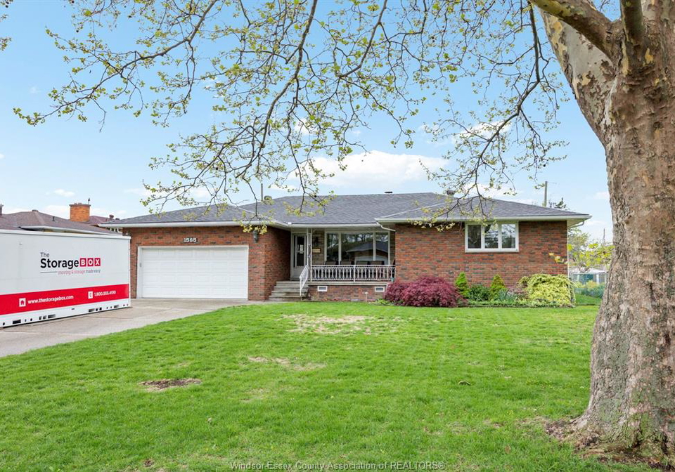 1565-roxborough-windsor-ontario-26009709
