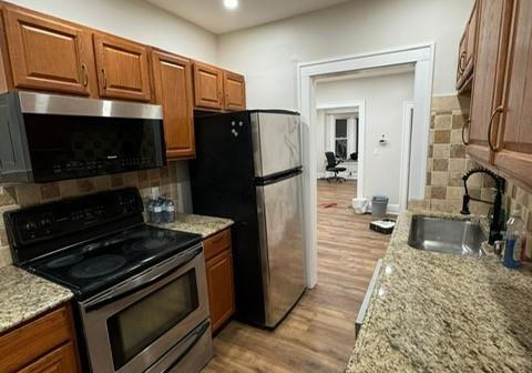 116-elm-windsor-ontario-26009711