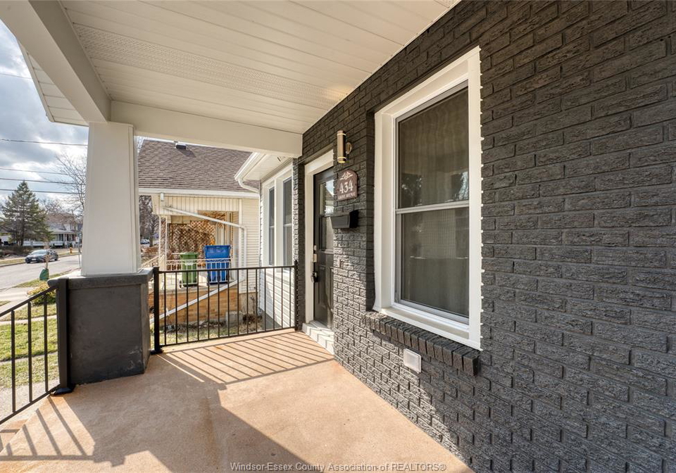 434-grove-avenue-windsor-ontario-26009744