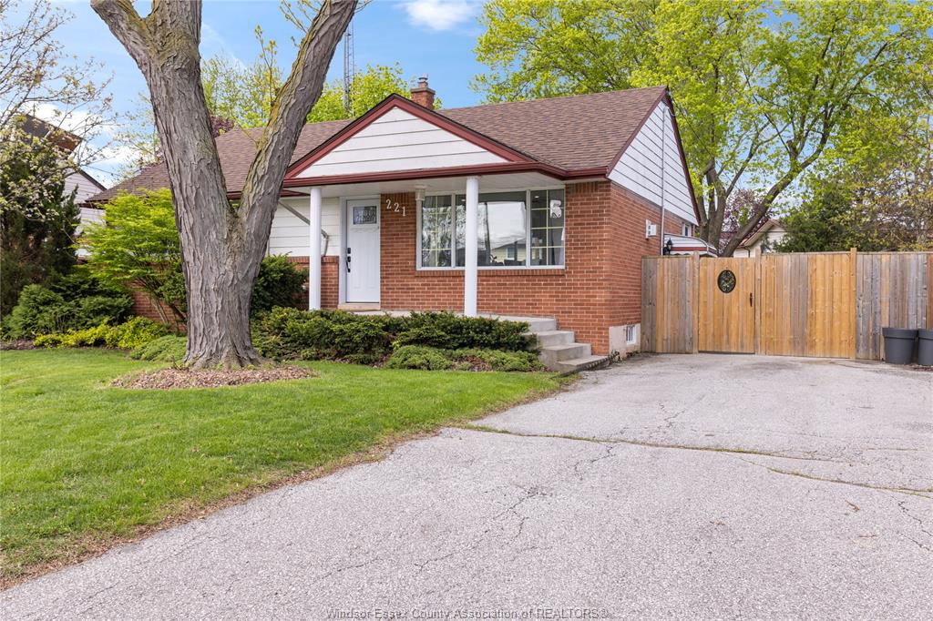 221-grace-road-tecumseh-ontario-26009752