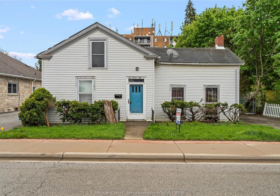 109-park-street-amherstburg-ontario-26009783