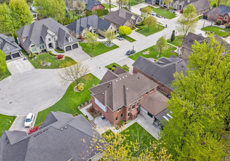 389-bel-air-circle-lakeshore-ontario-26009788