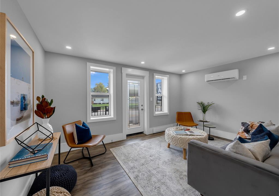 1766-university-avenue-windsor-ontario-26009800