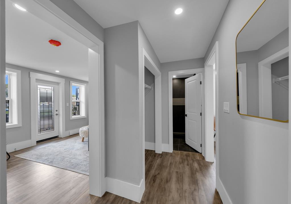 1766-university-avenue-windsor-ontario-26009800