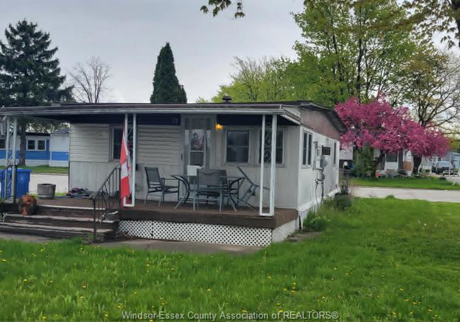 29-robin-crescent-lakeshore-ontario-26009803