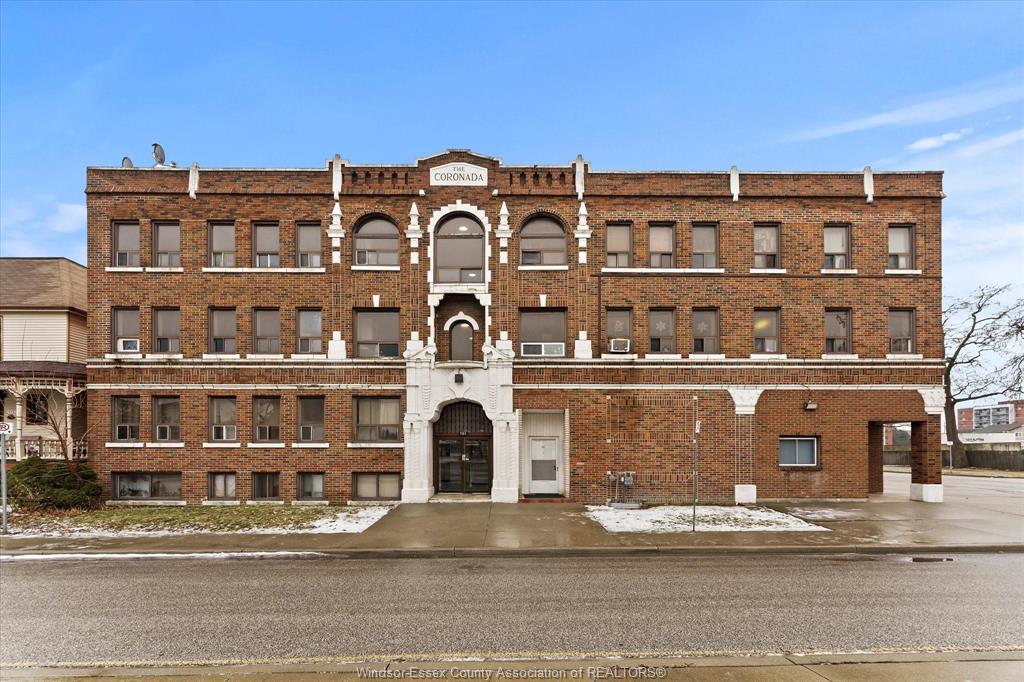 581-cataraqui-street-windsor-ontario-26009840