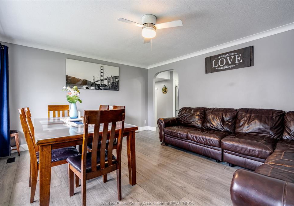 104-danforth-avenue-leamington-ontario-26009932