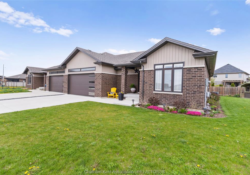86-bordeaux-place-chatham-ontario-26009959