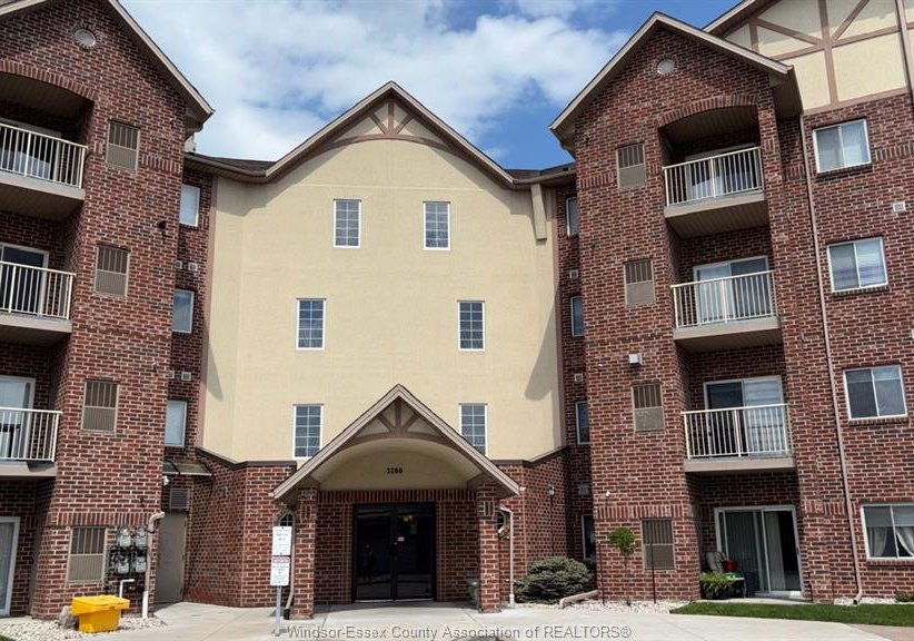 3160-wildwood-windsor-ontario-26009974