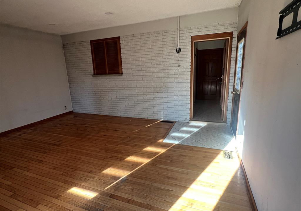 1550-roxborough-boulevard-windsor-ontario-26010007