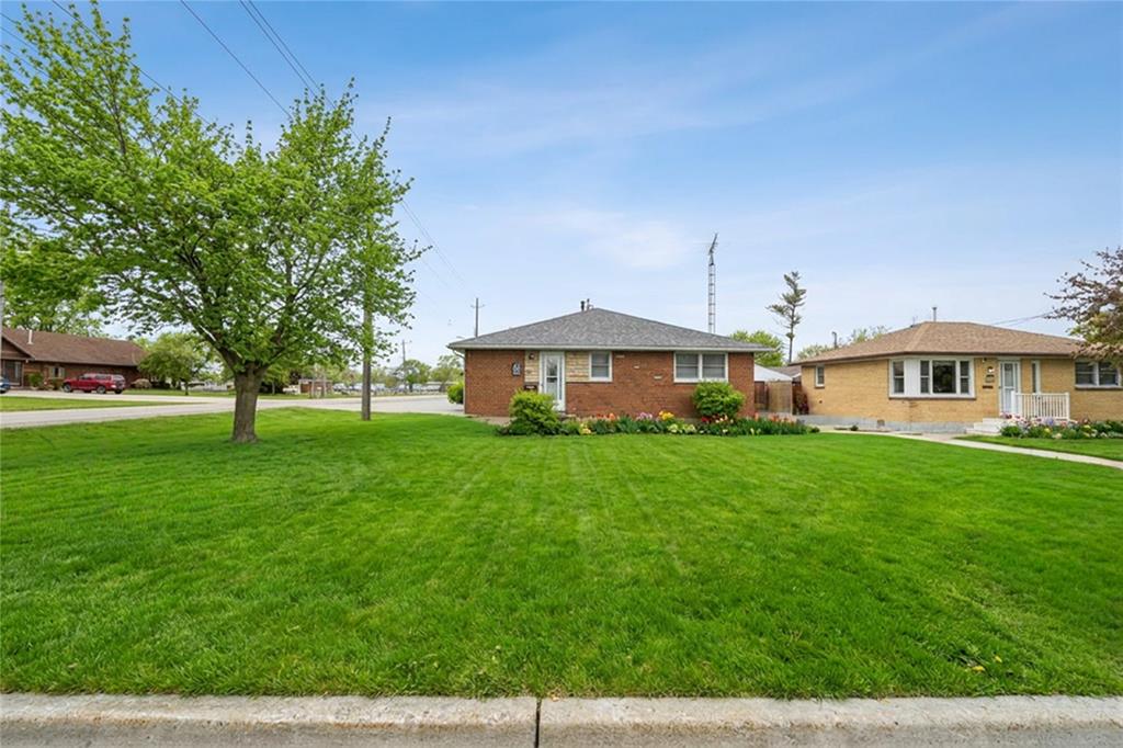 798-albert-street-wallaceburg-ontario-26010014