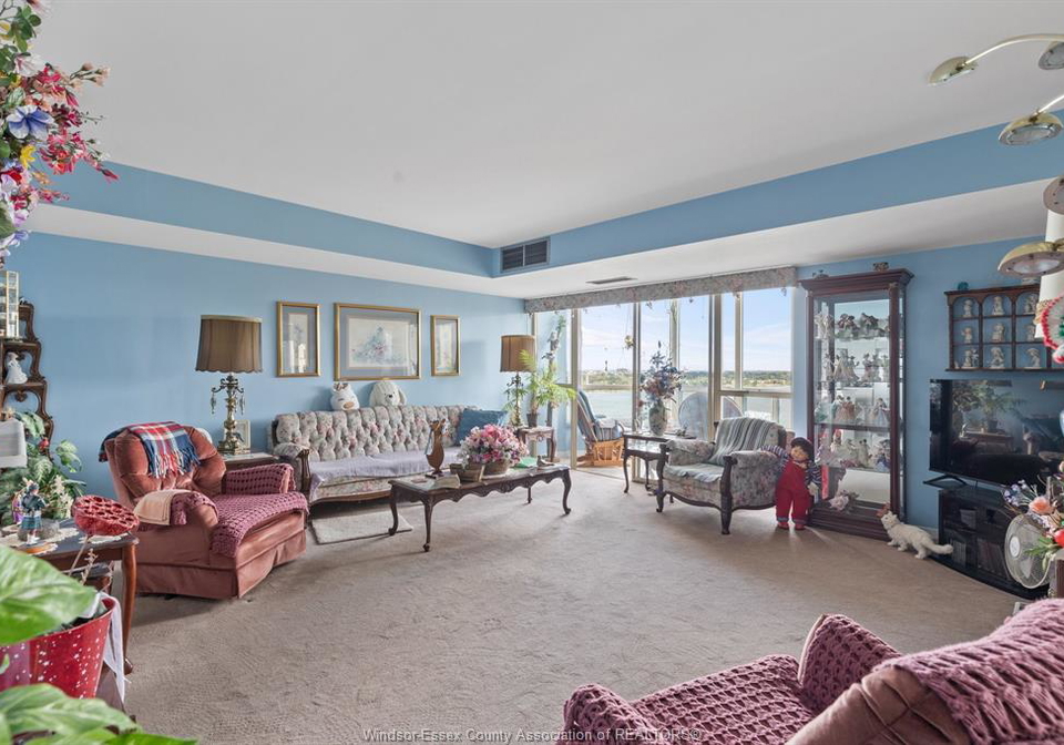 3601-riverside-drive-east-windsor-ontario-26010036