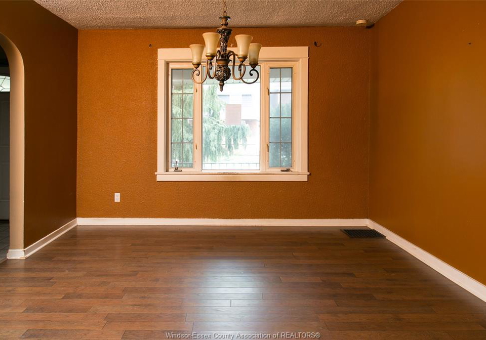 1455-moy-avenue-windsor-ontario-26010052