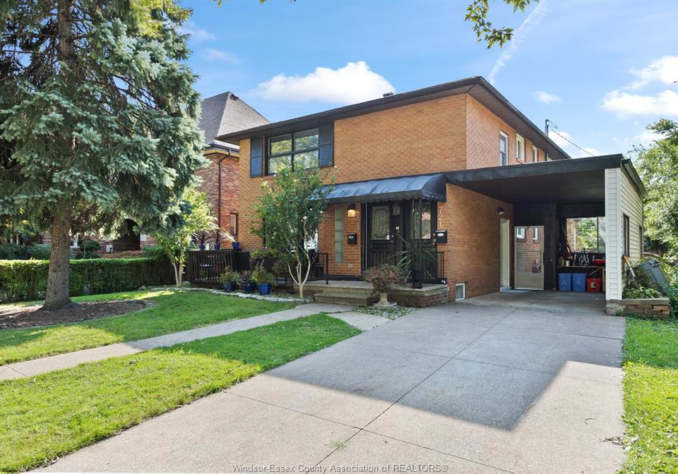 721-devonshire-windsor-ontario-26010065