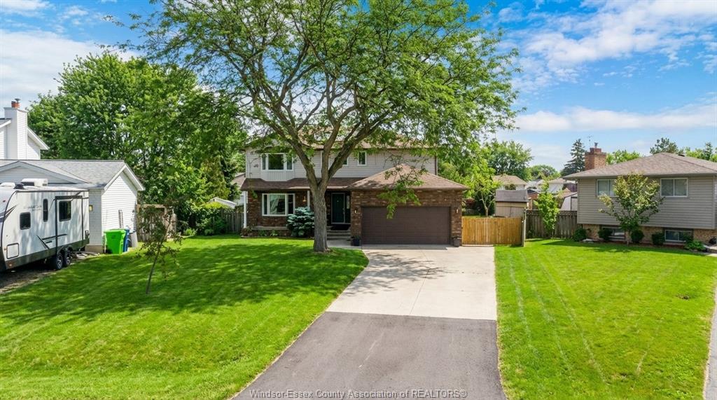134-royal-crescent-belle-river-ontario-26010094