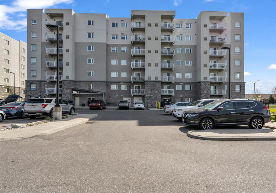 1675-banwell-windsor-ontario-26010126
