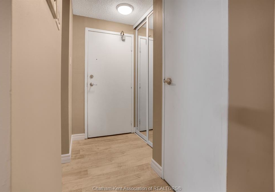 202-campus-parkway-chatham-ontario-26010133