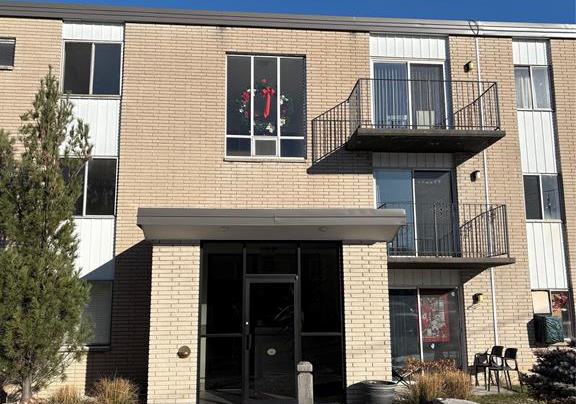 6490-wyandotte-east-windsor-ontario-26010153
