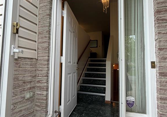 1637-st-clair-avenue-windsor-ontario-26010177