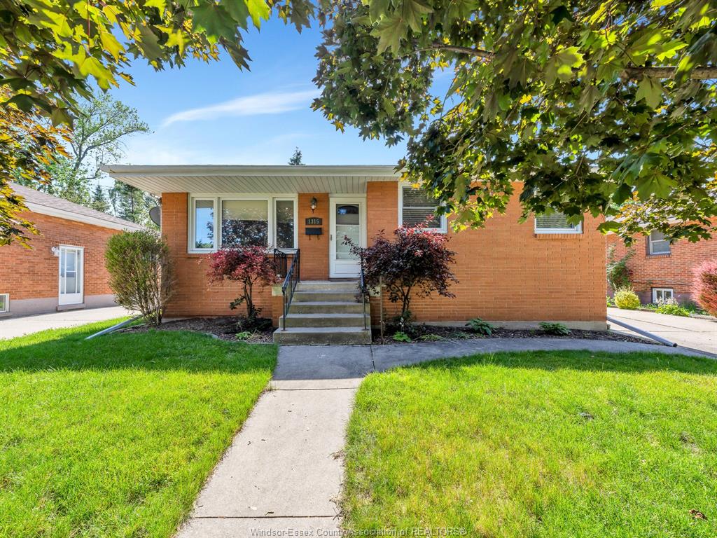 1315-janette-avenue-windsor-ontario-26010208