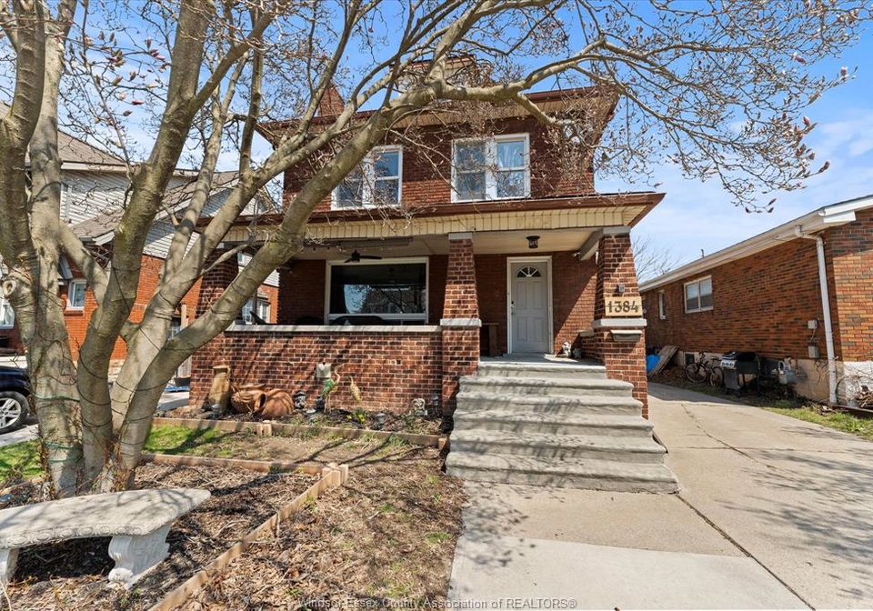 1384-pillette-windsor-ontario-26010214