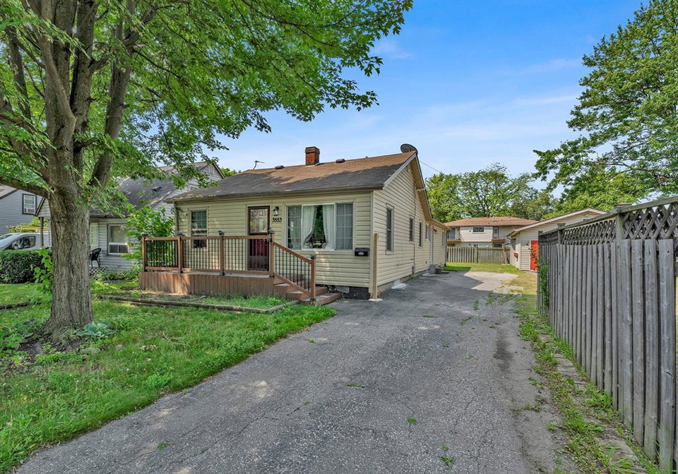 3553-turner-road-windsor-ontario-26010247