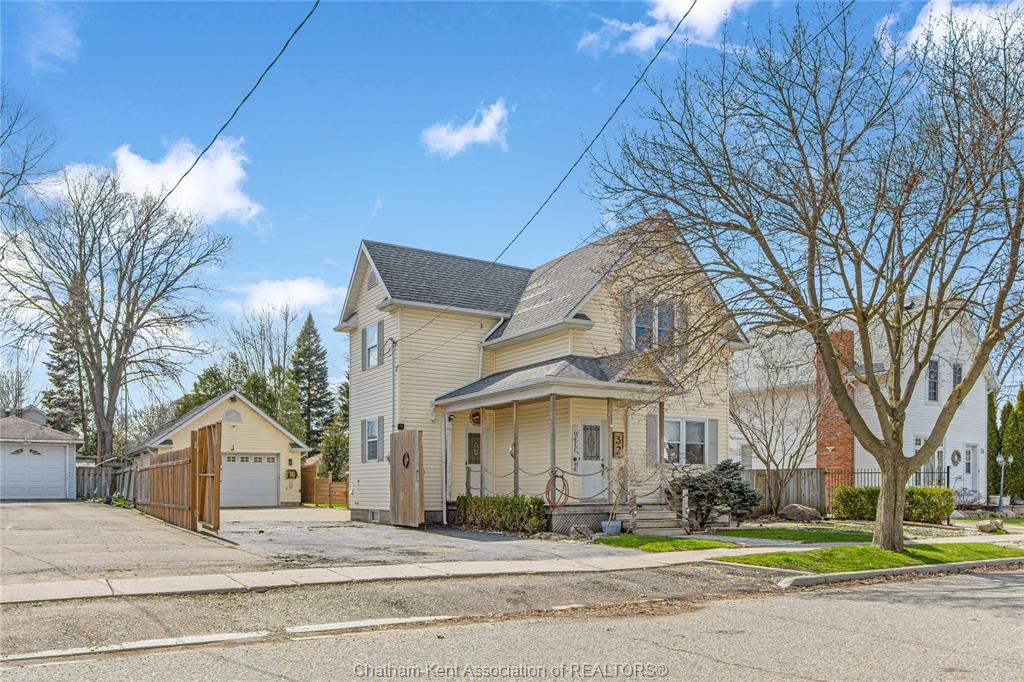 32-hall-street-north-blenheim-ontario-26010262