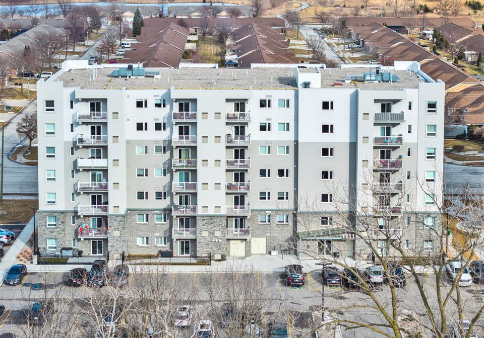 1611-banwell-windsor-ontario-26010288