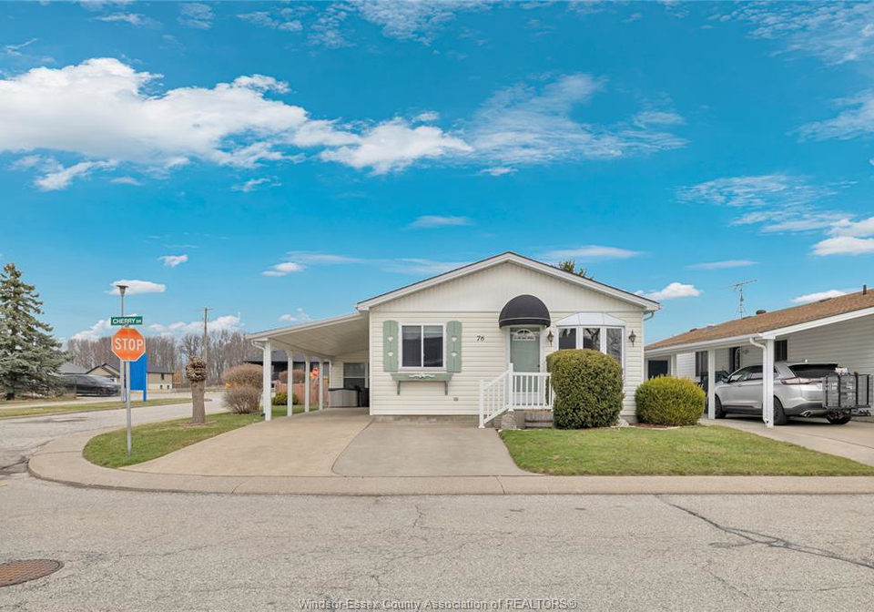 76-cherry-mcgregor-ontario-26010291