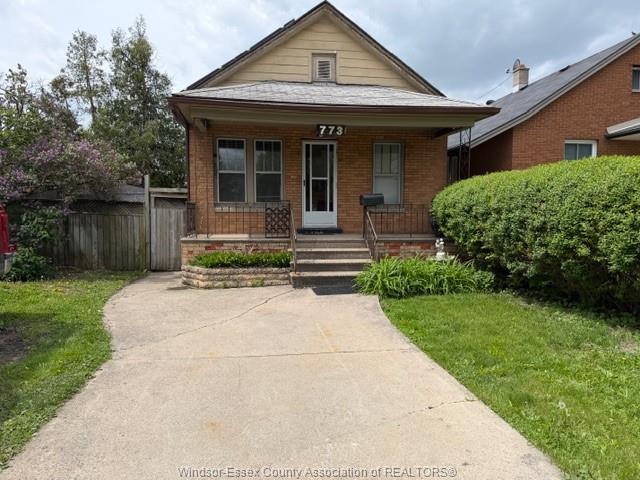 773-glengarry-avenue-windsor-ontario-26010316