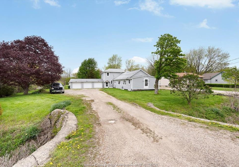 2400-county-road-20-harrow-ontario-26010330