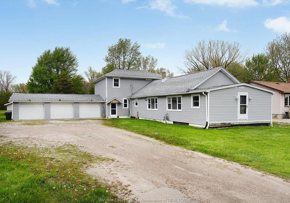2400-county-road-20-harrow-ontario-26010330