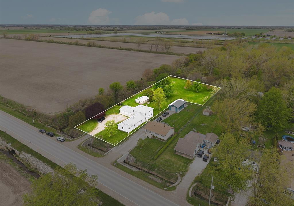 2400-county-road-20-harrow-ontario-26010330