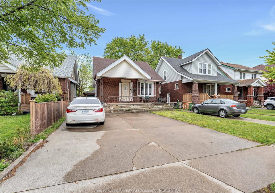 1236-marentette-avenue-windsor-ontario-26010333