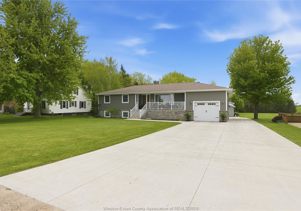 215-county-road-34-west-cottam-ontario-26010339