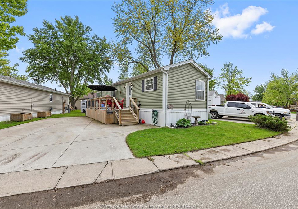 191-steven-court-essex-ontario-26010367