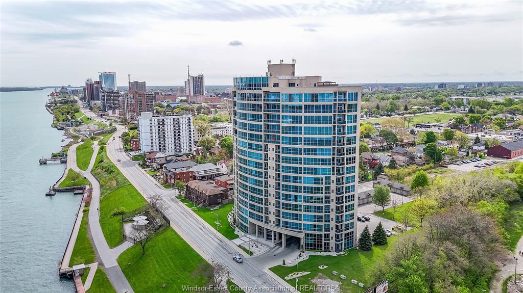 1225-riverside-windsor-ontario-26010399