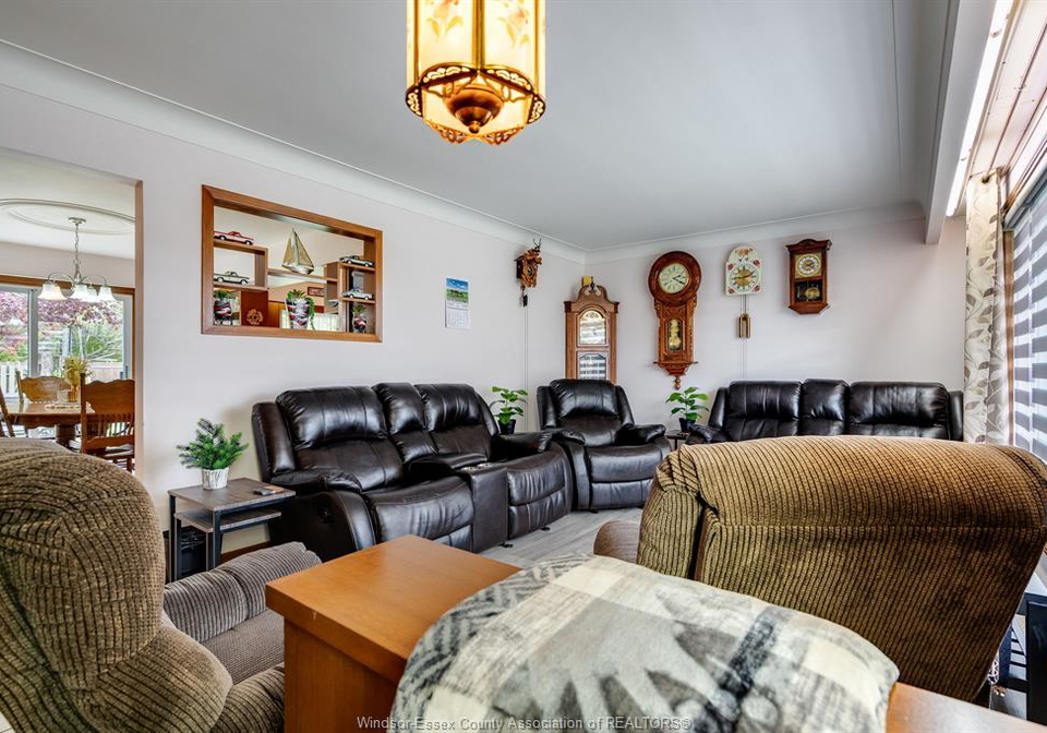 51-lutsch-leamington-ontario-26010408