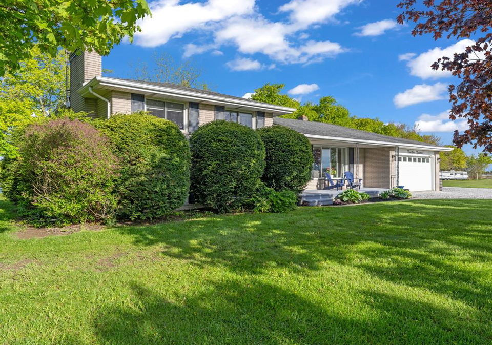 1919-rochester-townline-lakeshore-ontario-26010419