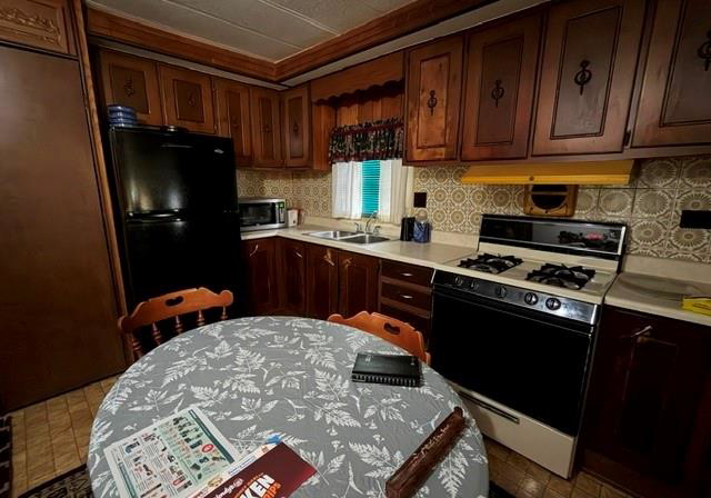 22-sutton-court-chatham-ontario-26010431