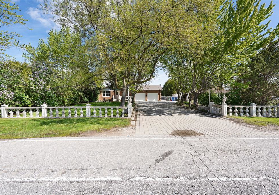 540-simcoe-street-amherstburg-ontario-26010449