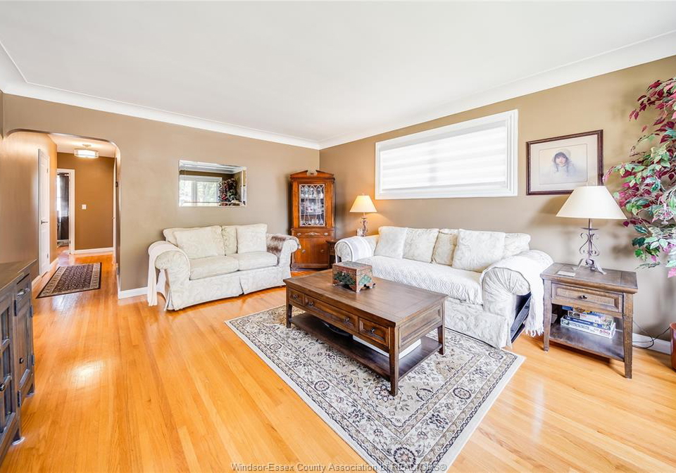 1347-bernard-road-windsor-ontario-26010462