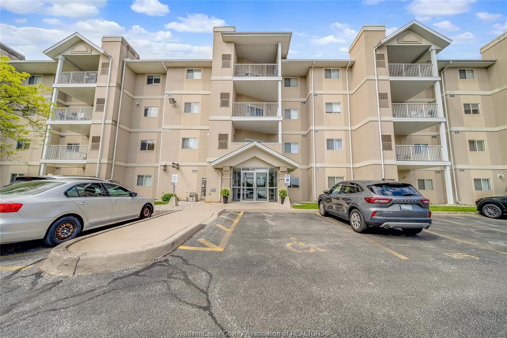 1655-grand-marais-road-west-windsor-ontario-26010464