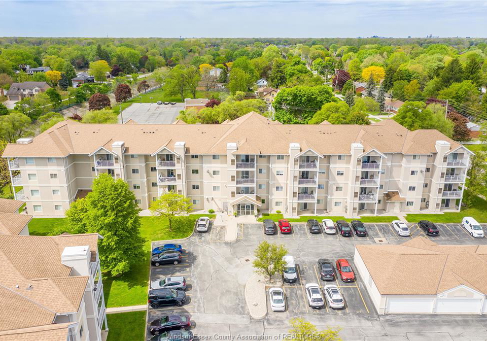 1655-grand-marais-road-west-windsor-ontario-26010464