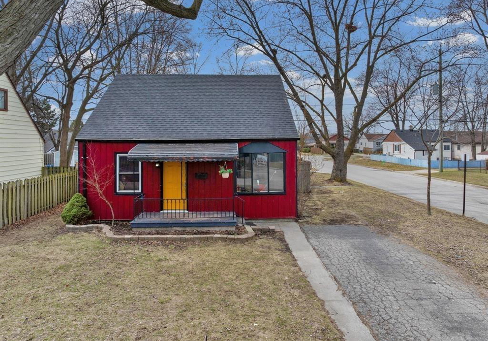 1205-oak-avenue-windsor-ontario-26010474