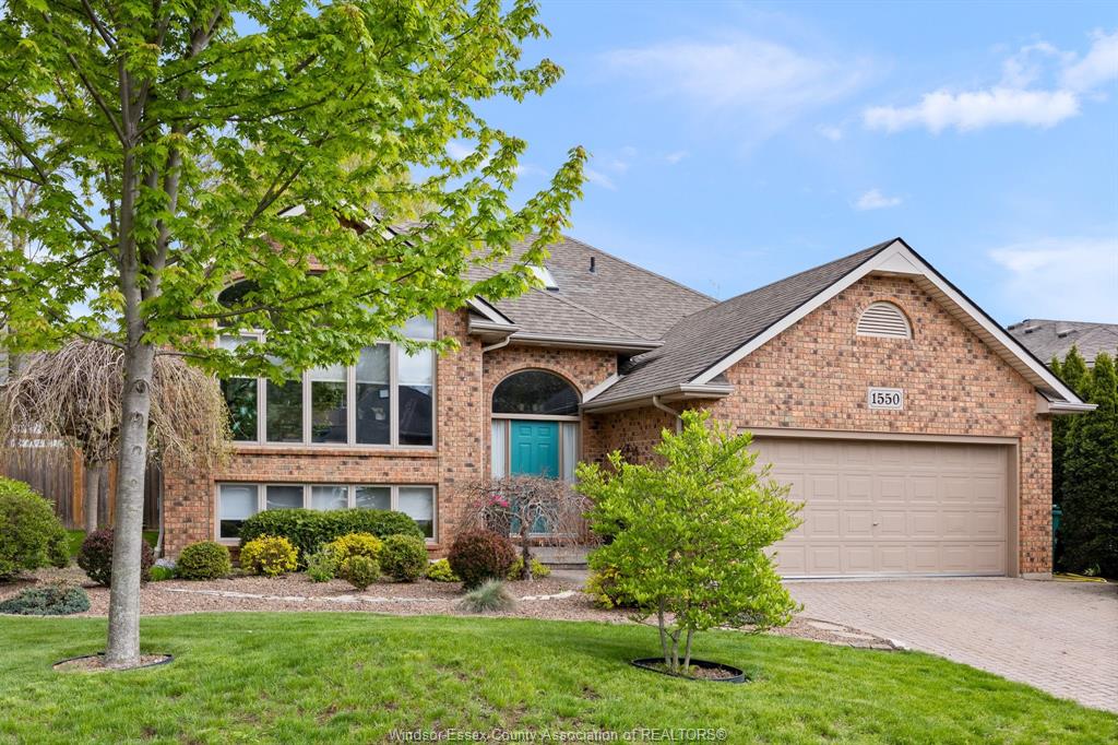 1550-minto-avenue-lasalle-ontario-26010476