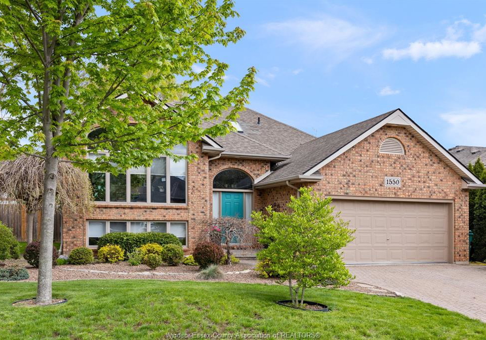 1550-minto-avenue-lasalle-ontario-26010476