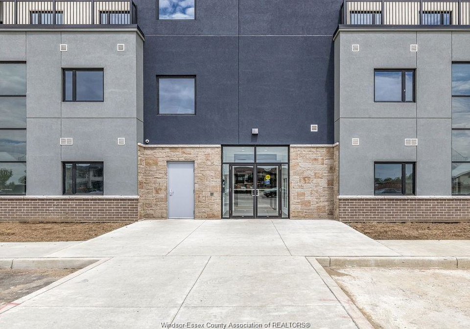7337-meo-boulevard-lasalle-ontario-26010481